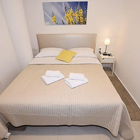 Downtown Boutique אכסניה *