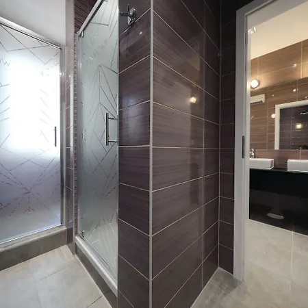 بيت شباب Downtown Boutique *