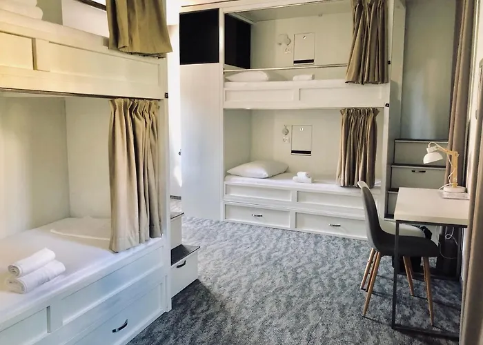 אכסניה Downtown Boutique