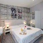 Hostel Downtown Boutique Zadar