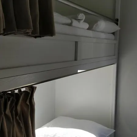 Downtown Boutique * Zara