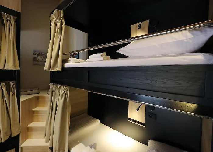 Downtown Boutique Hostel *