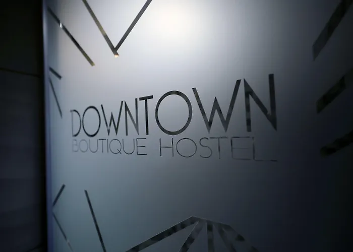 Downtown Boutique * Zára