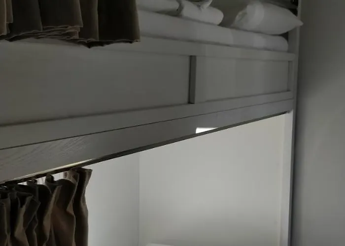 Downtown Boutique * Zára